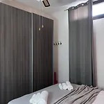 Apartman Domu Irene - *